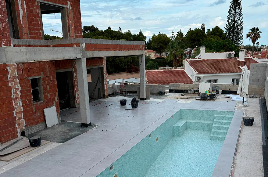 Diseño y planificación arquitectónica de vivienda de obra nueva